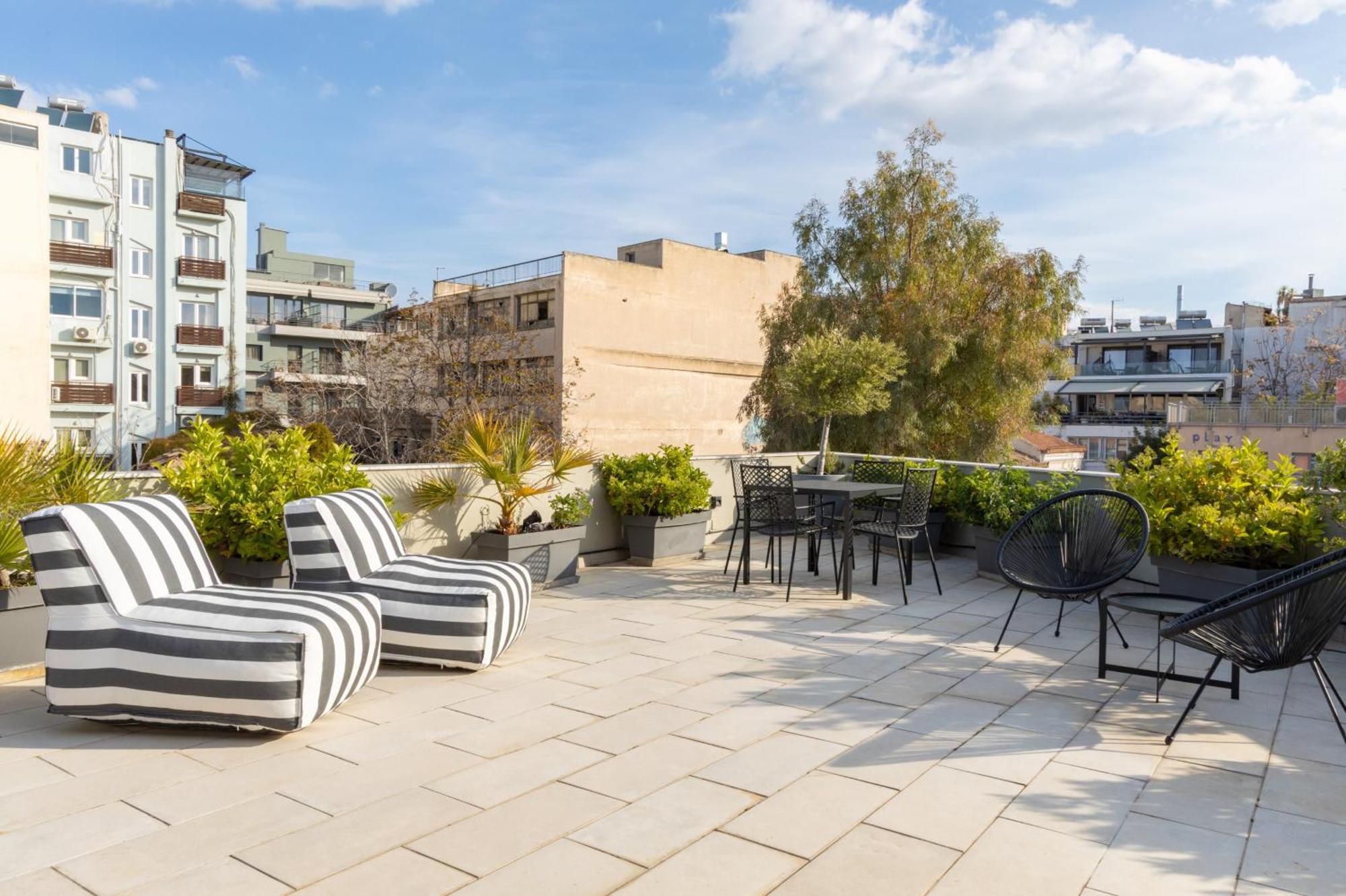 85 Sqm In The Heart Of Athens Shared Rooftop Deck エクステリア 写真